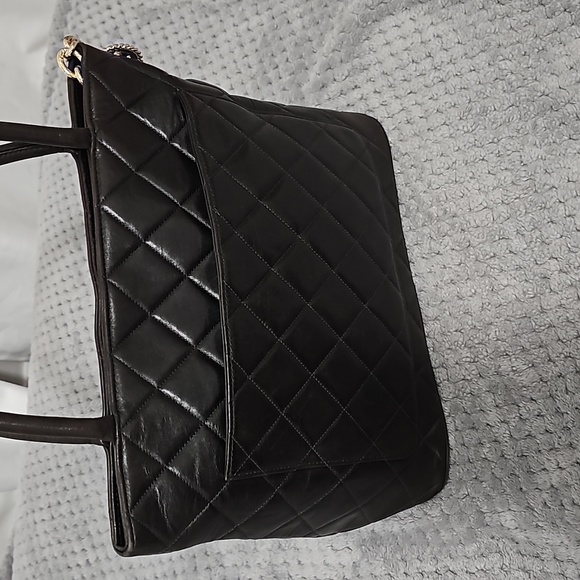 ✨️Chanel medallion tote - Picture 14 of 14